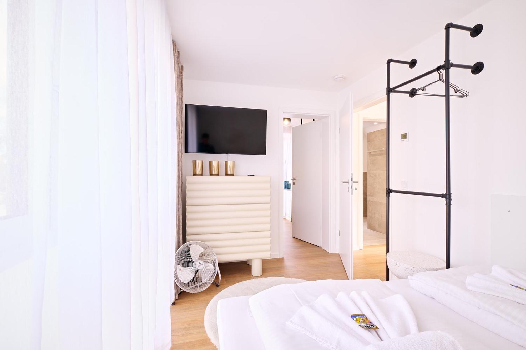 Xzllenz - 4 Schlafzimmer, Zentral, Parken, U-Bahn, 2 Baeder, 4 Smart-Tv, Optional Einzelbett Nuremberg ภายนอก รูปภาพ
