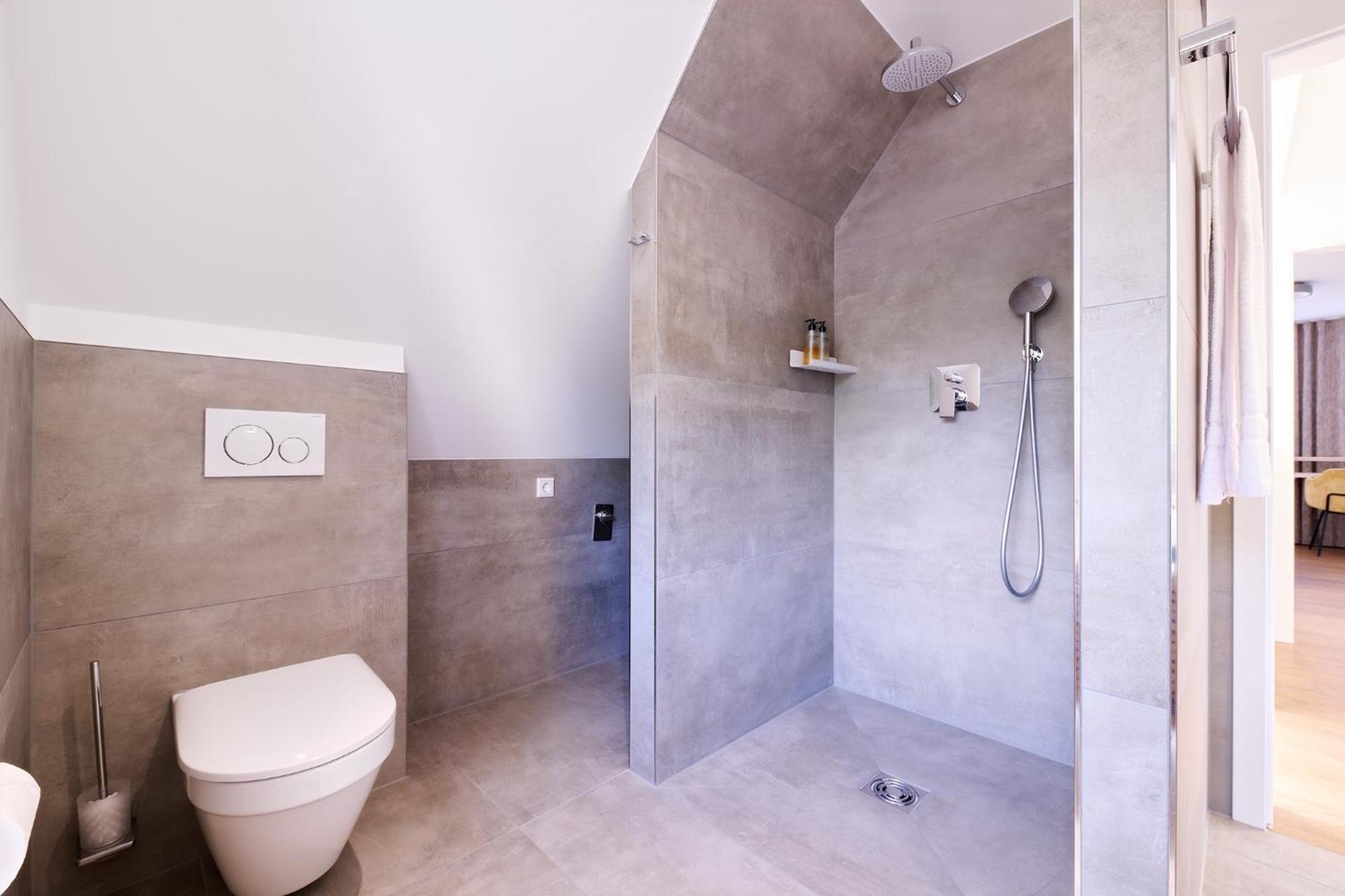 Xzllenz - 4 Schlafzimmer, Zentral, Parken, U-Bahn, 2 Baeder, 4 Smart-Tv, Optional Einzelbett Nuremberg ภายนอก รูปภาพ