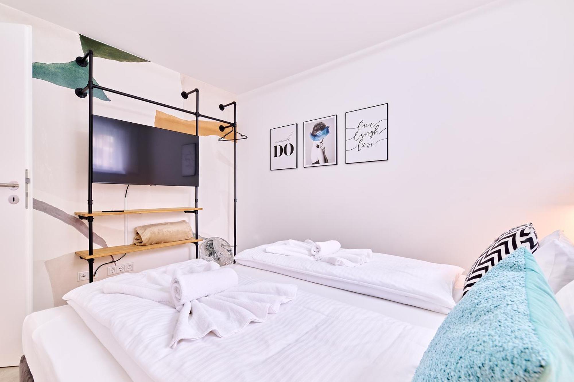 Xzllenz - 4 Schlafzimmer, Zentral, Parken, U-Bahn, 2 Baeder, 4 Smart-Tv, Optional Einzelbett Nuremberg ภายนอก รูปภาพ